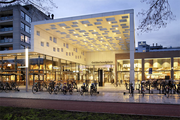 CENTRO COMERCIAL AMSTERDAM